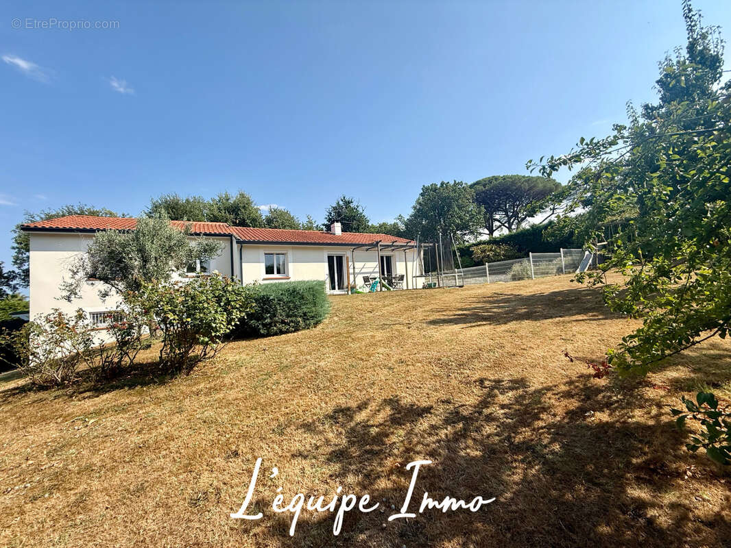 Villa t5 130m2 avec garage piscine et jardin attenant - photo 5