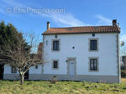 Maison à SAINT-LEGER-MAGNAZEIX