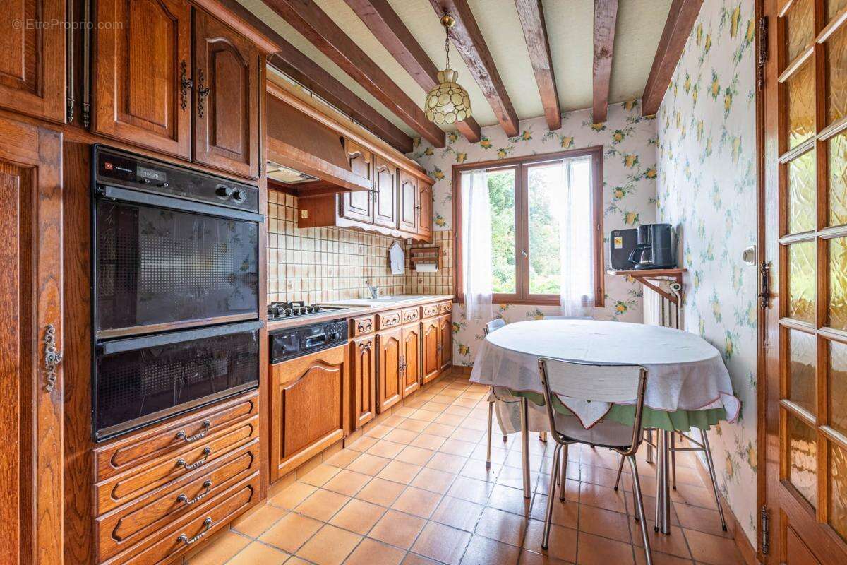 Maison à FRESNAY-SUR-SARTHE