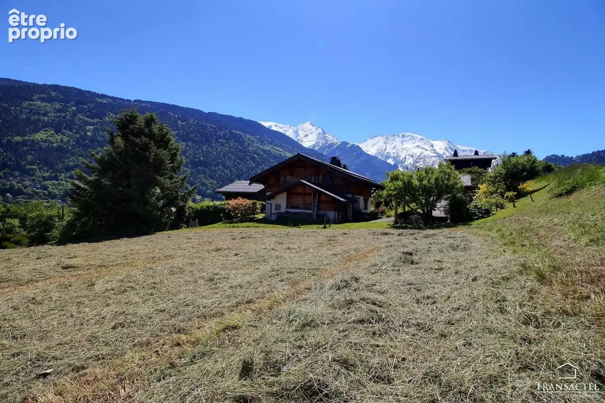 Terrain à SAINT-GERVAIS-LES-BAINS