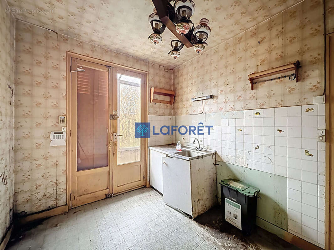 Maison à SAVIGNY-SUR-ORGE