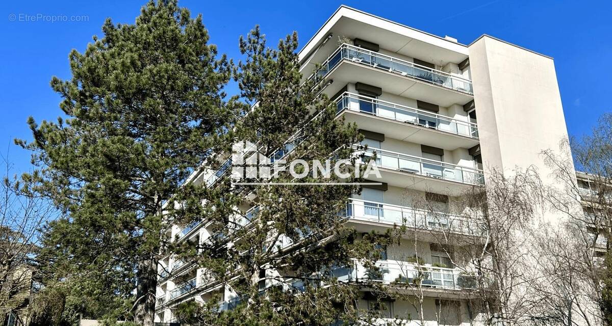 Appartement à CALUIRE-ET-CUIRE