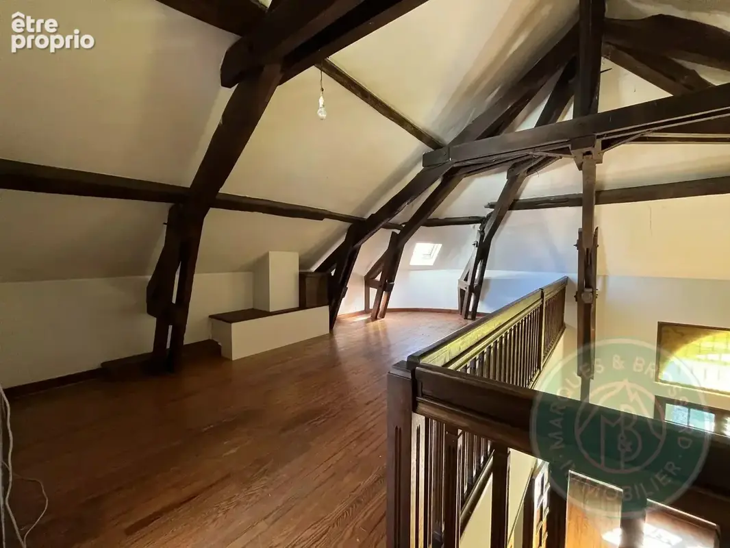 Orleix – Maison 4 chambres avec grange et beau potentiel - photo 7