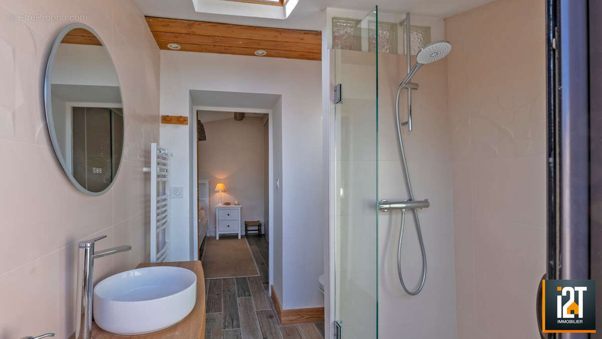 Maison à GARRIGUES-SAINTE-EULALIE