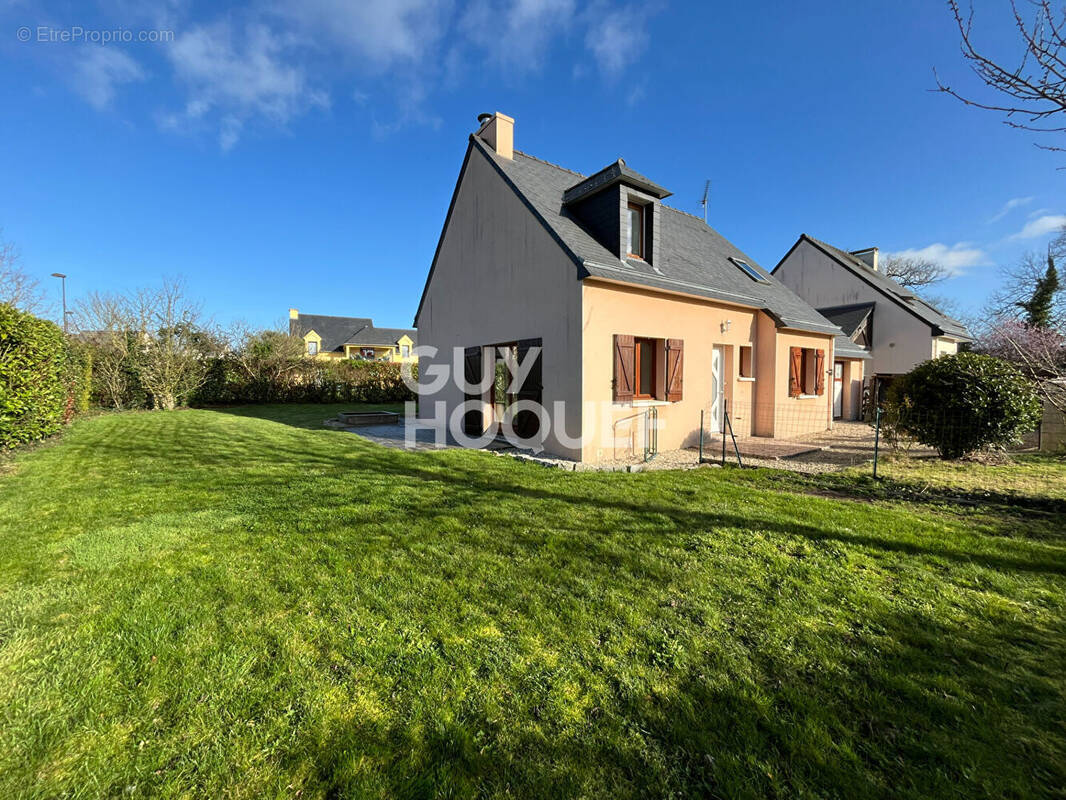 Maison à DOL-DE-BRETAGNE