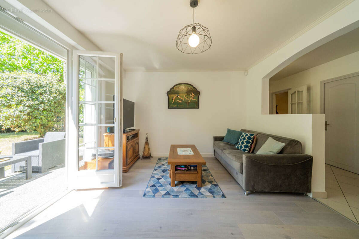 Maison à LAGNY-SUR-MARNE