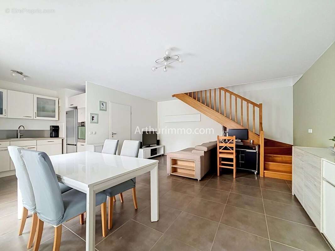 Appartement à LIMEIL-BREVANNES
