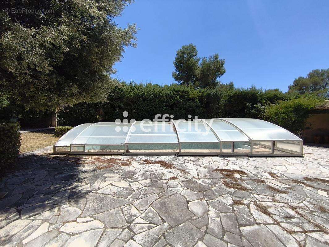 Maison 125 m² à Saint-Clement-De-Riviere  - photo 18