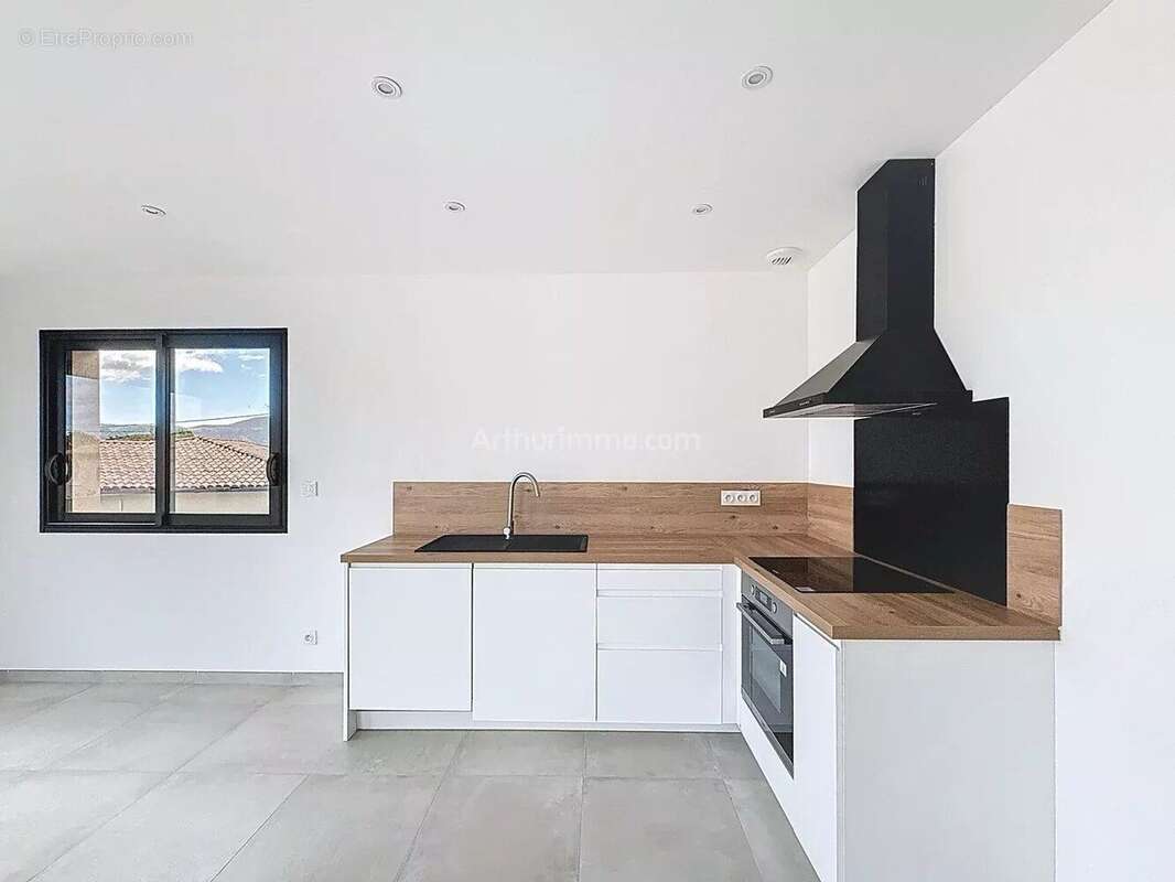 Appartement à CALVI