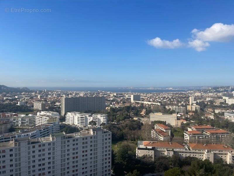 Appartement à MARSEILLE-9E