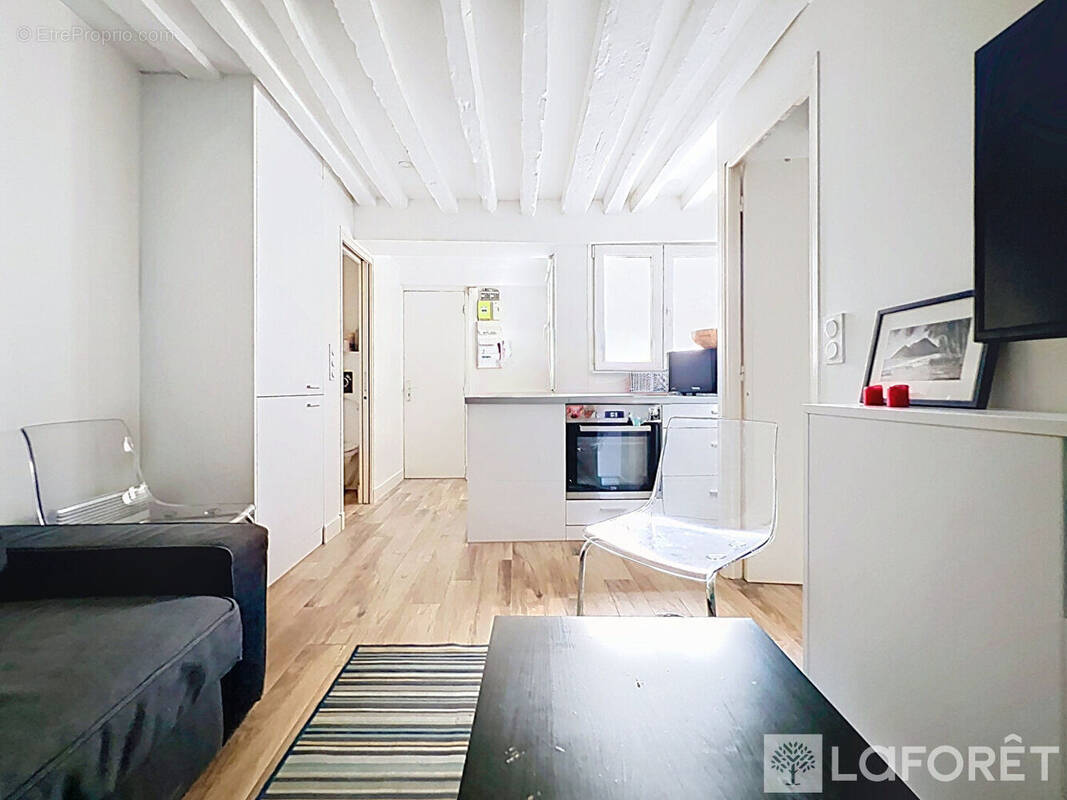 Appartement à PARIS-2E