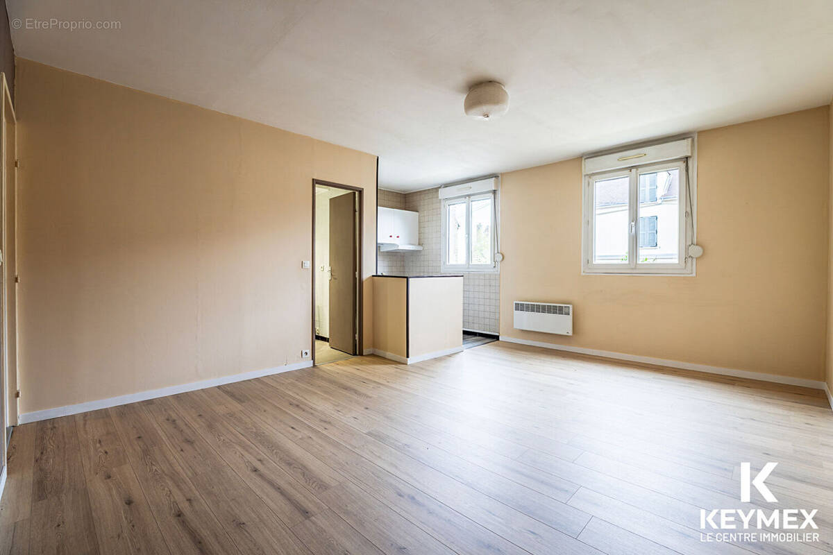 Appartement à PERSAN