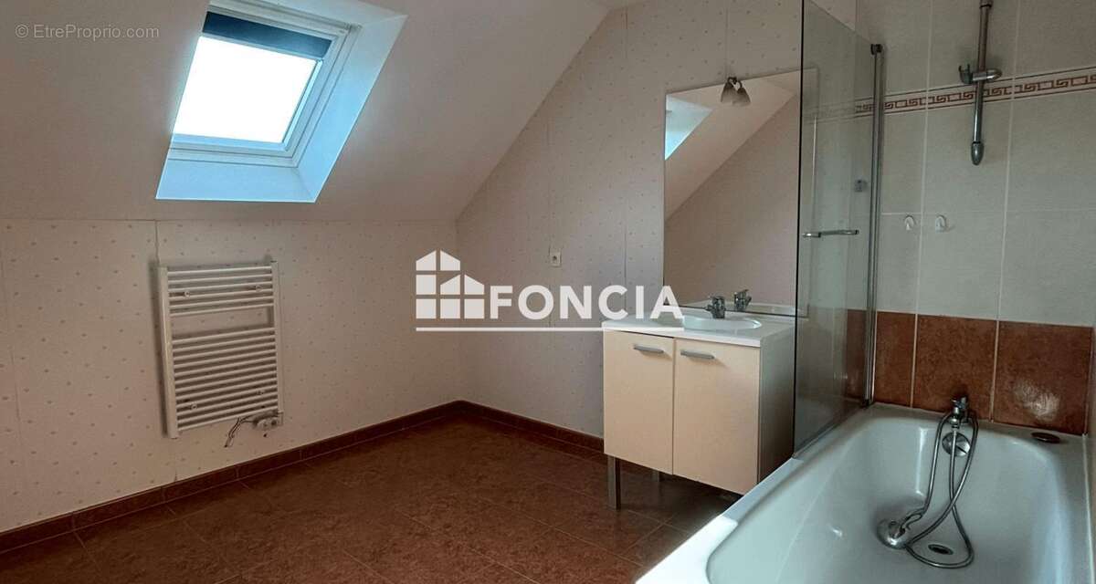 Maison à SABLE-SUR-SARTHE