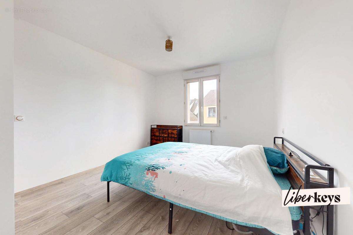 Maison à CERNAY-LA-VILLE