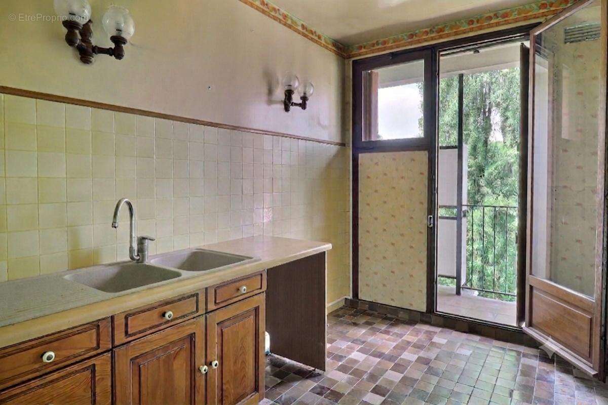 Appartement à MAREIL-MARLY