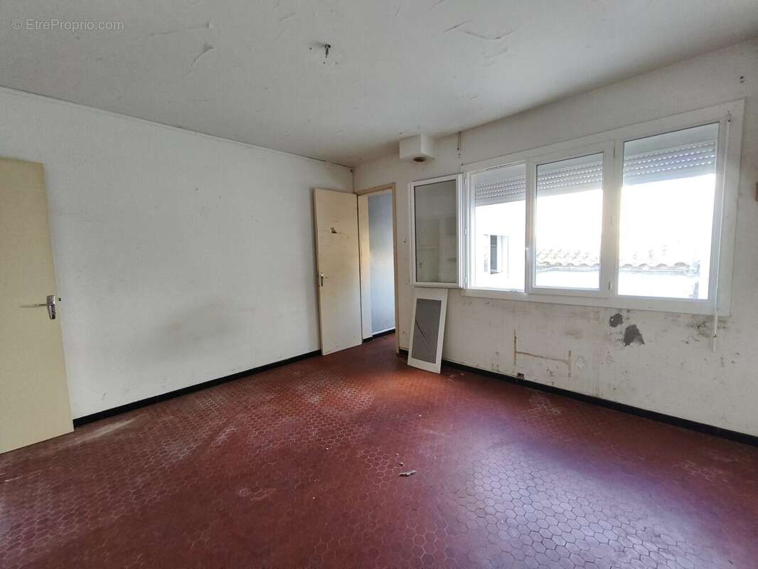 Appartement 23 m² à Libourne  - photo 3