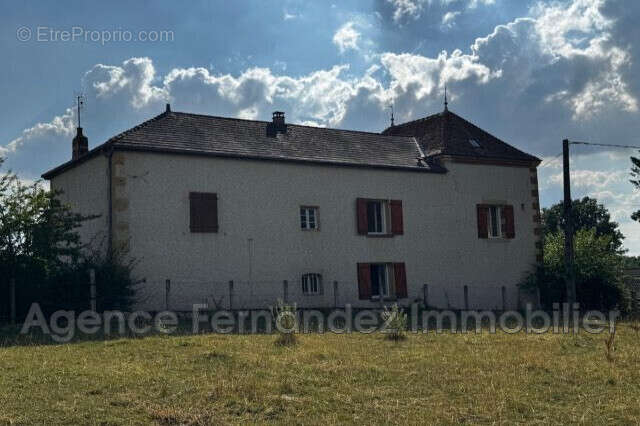 Maison 115 m² à Urbise  - photo 4