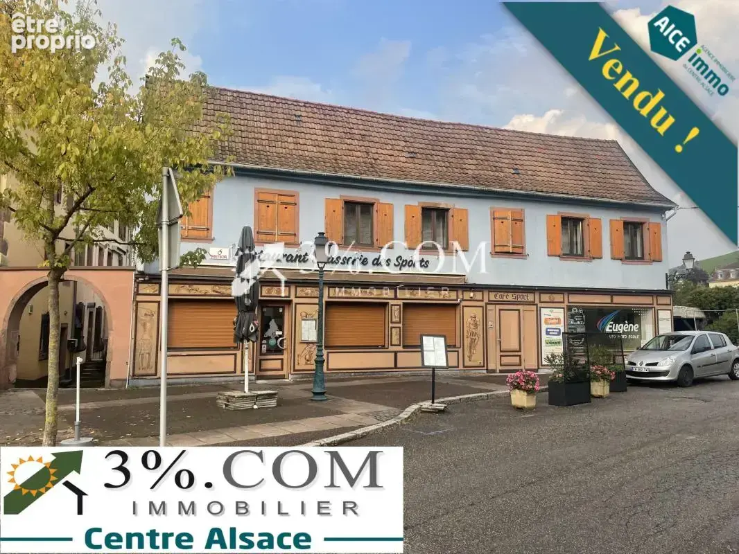 IMMEUBLE DE RAPPORT  Commerces et 3 appartements - photo 3