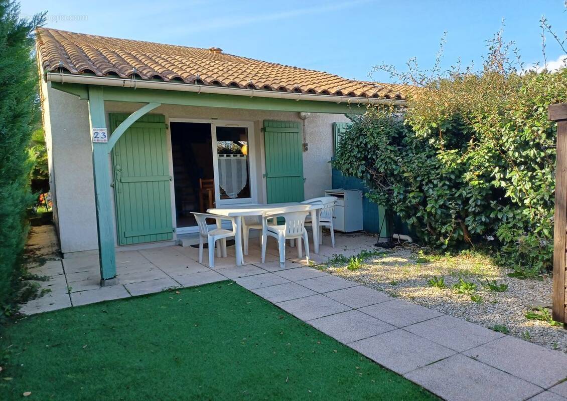 Maison à LES MATHES