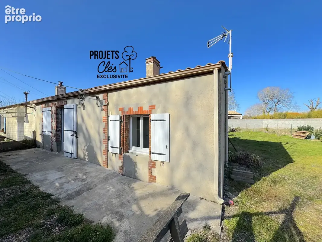 Maison à GROSBREUIL