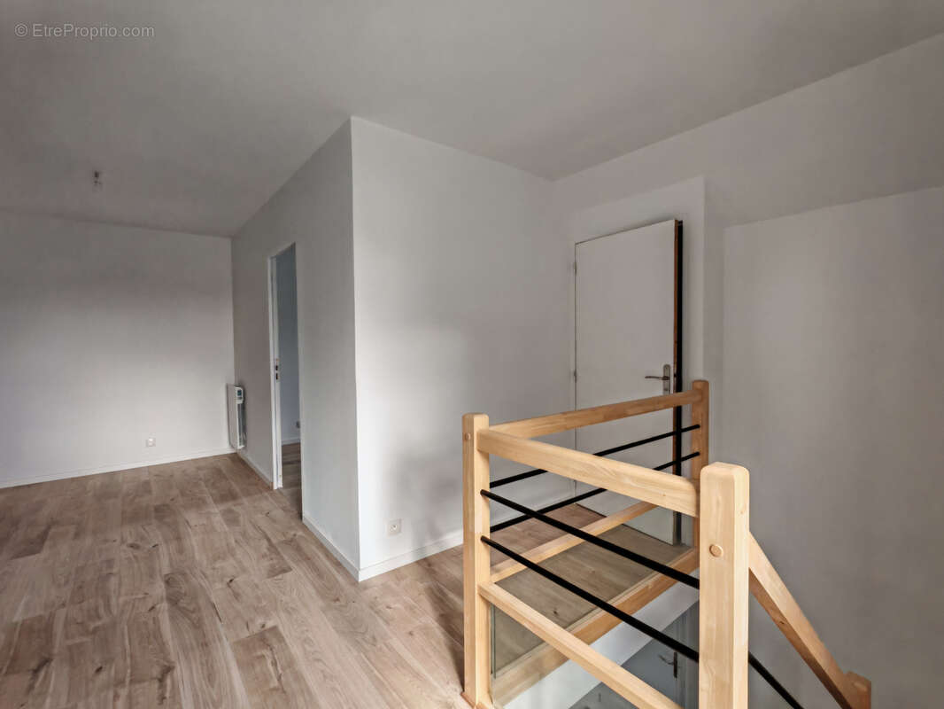 Maison à LA ROUXIERE