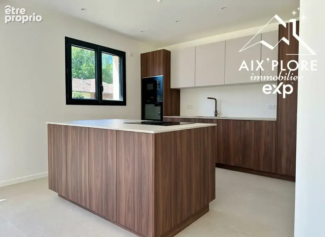 Maison 102 m² à Saint-Pierre-De-Curtille  - photo 6