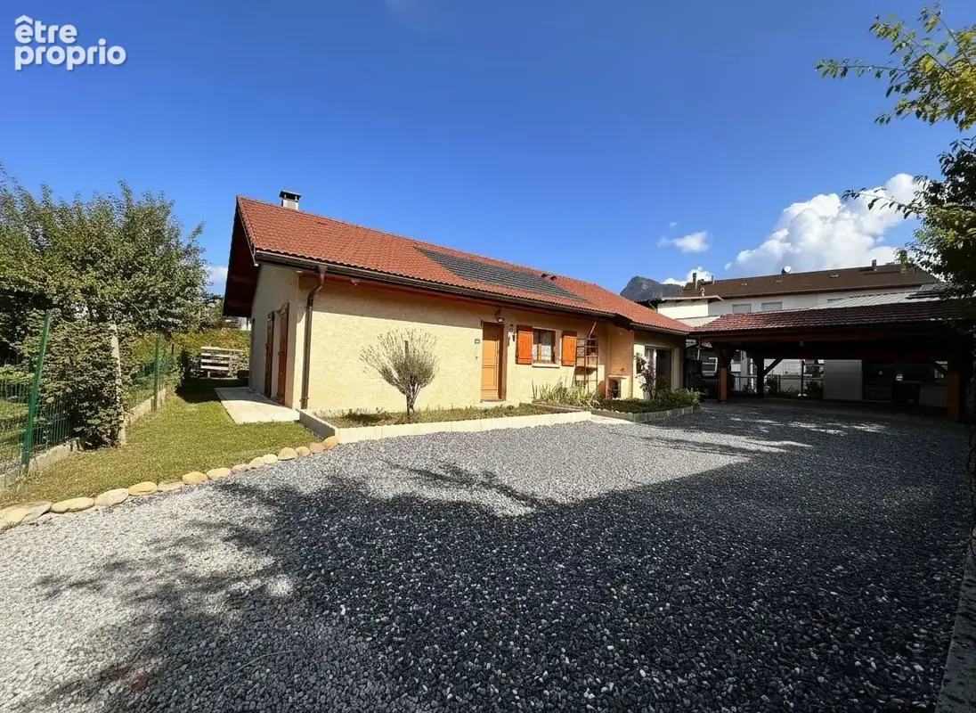Maison à SCIONZIER
