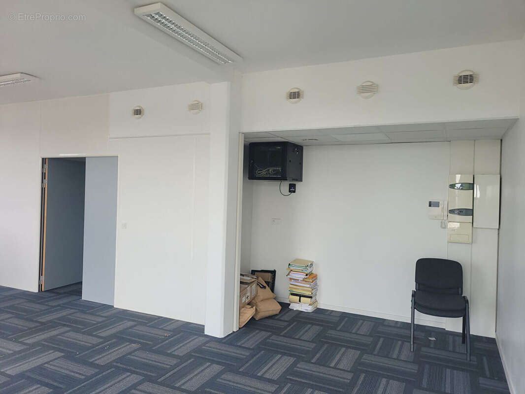 Commerce à SAINT-SEBASTIEN-SUR-LOIRE