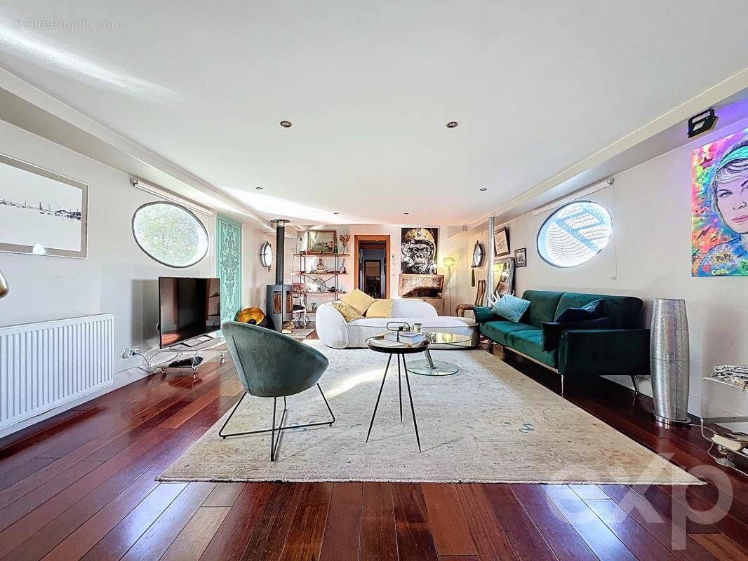 Maison à SAINT-GERMAIN-AU-MONT-D&#039;OR