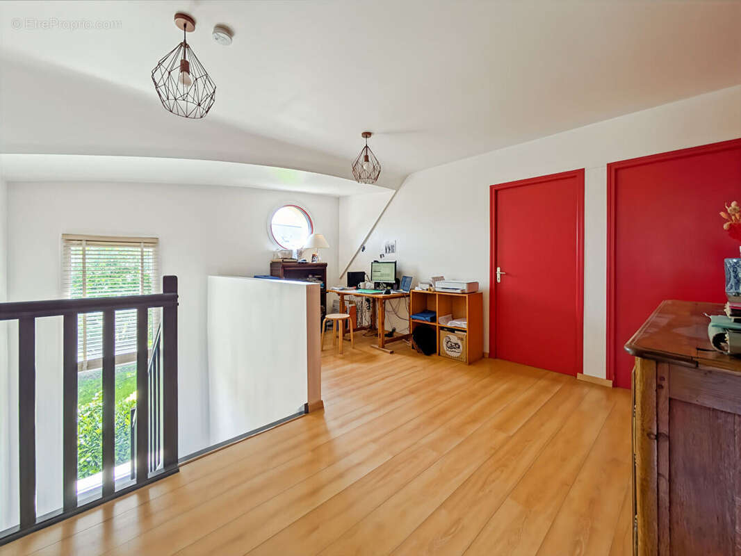 Maison à SAINT-GONDRAN