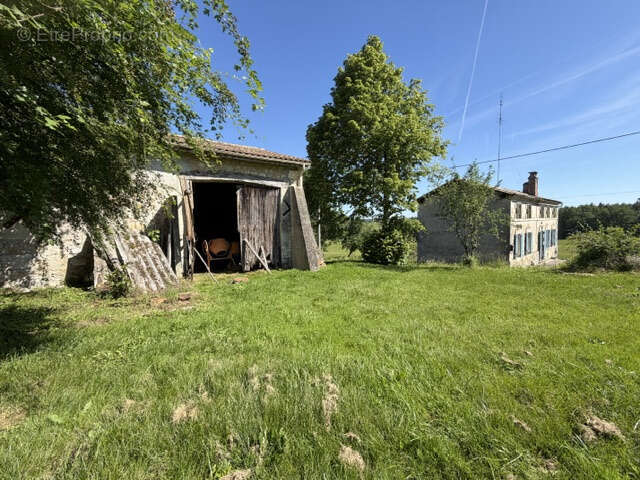 Maison avec fort potentiel - photo 10