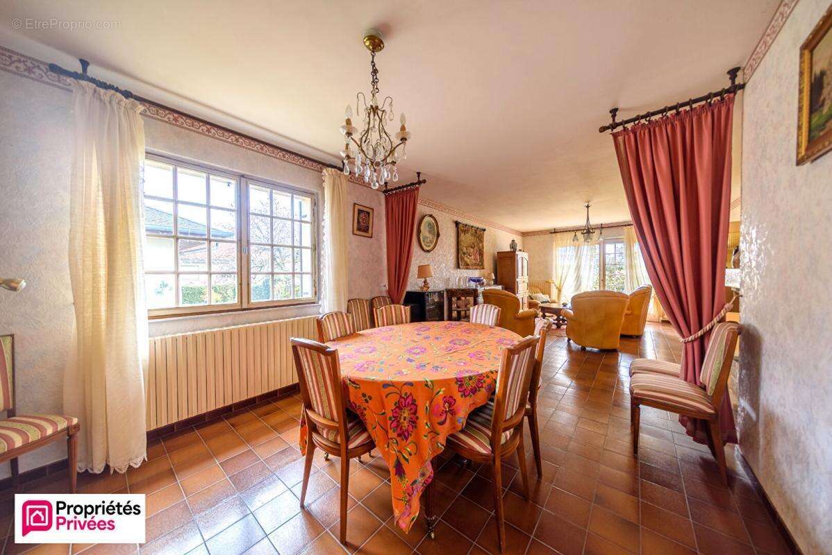 Maison à ARS-LAQUENEXY