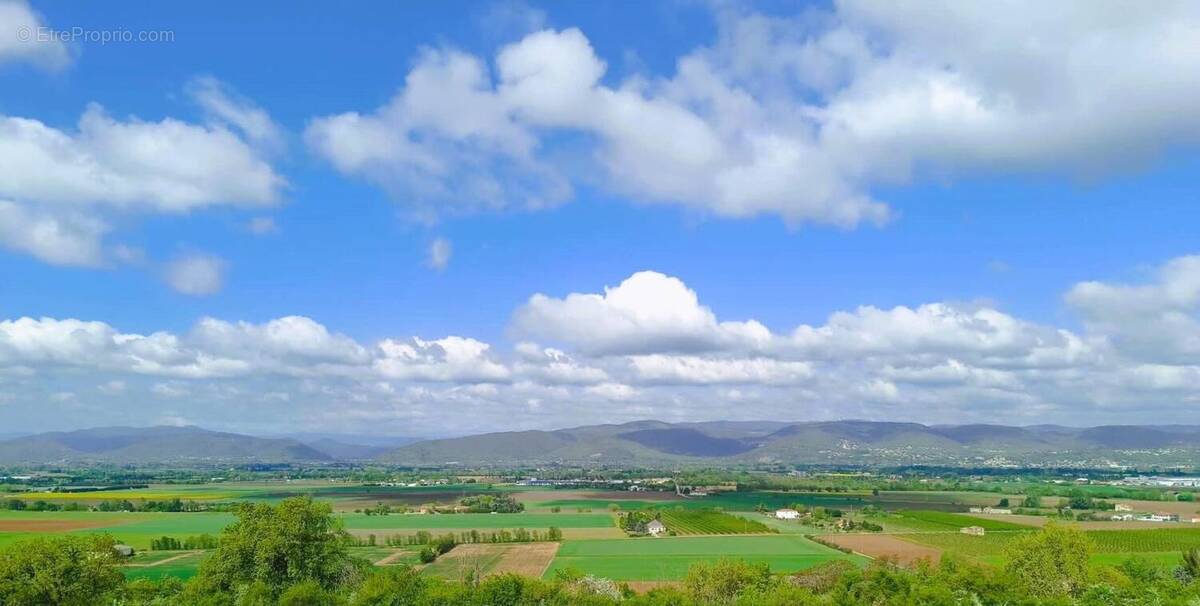 Maison à ETOILE-SUR-RHONE