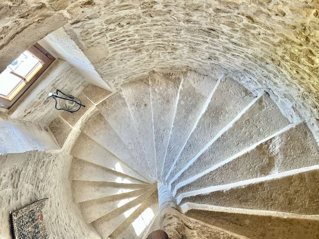 Maison à RUFFEC