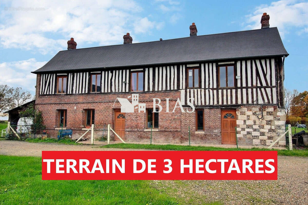 Maison à BOURG-ACHARD