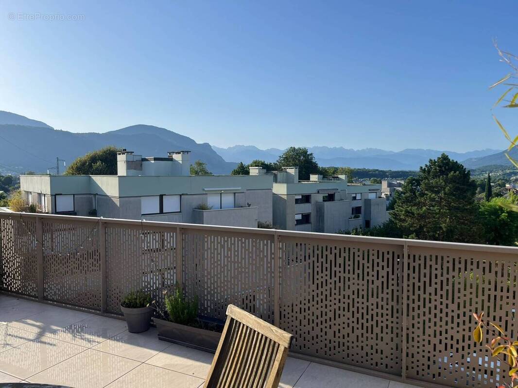 Appartement à BASSENS