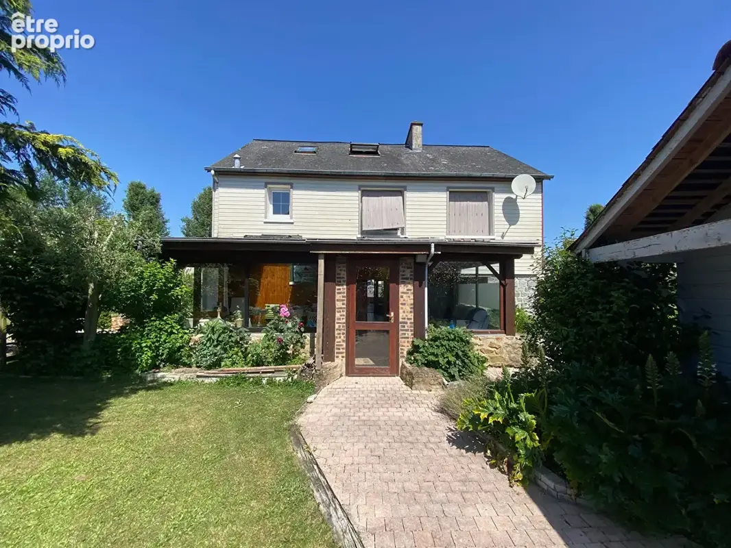 Maison de 8 pieces avec une dependance de  204 m² - photo 4