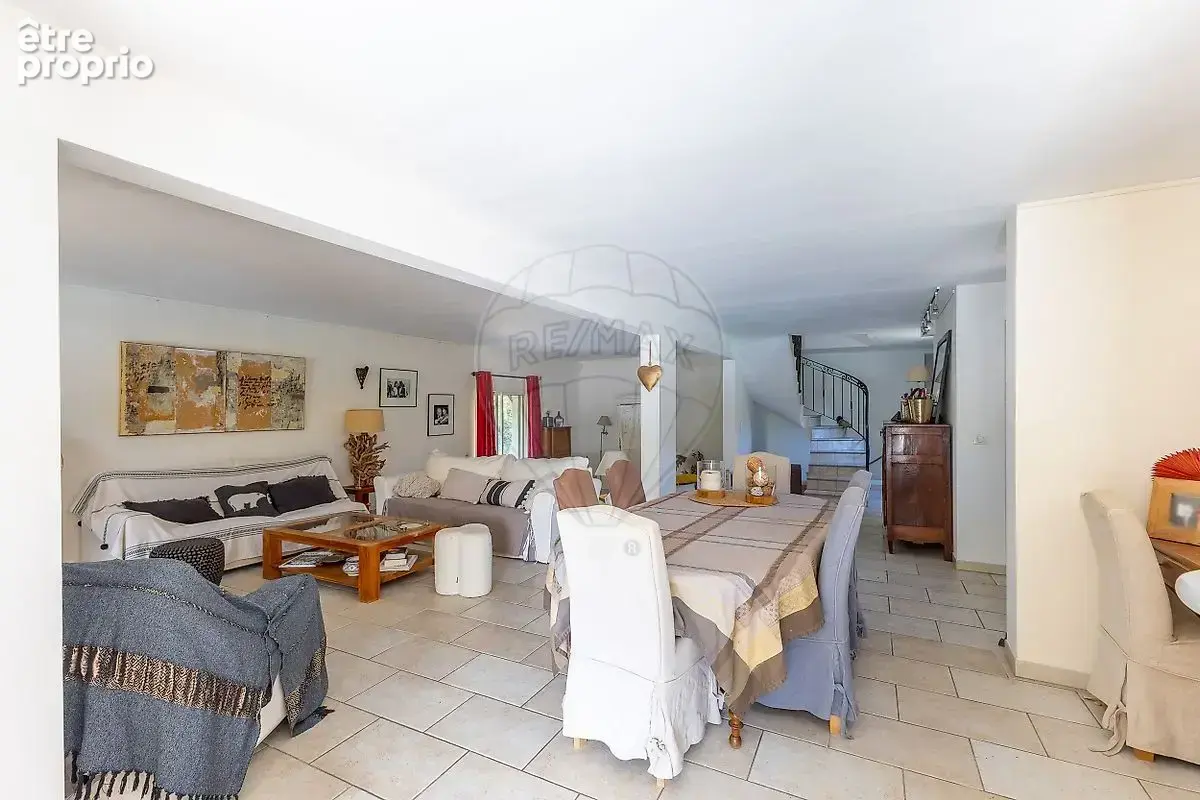 Maison 5 chambre(s) à vendre - photo 3