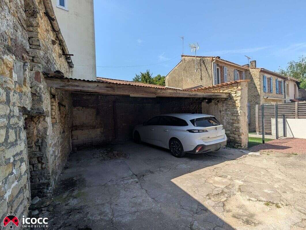 Maison à MAREUIL-SUR-LAY-DISSAIS