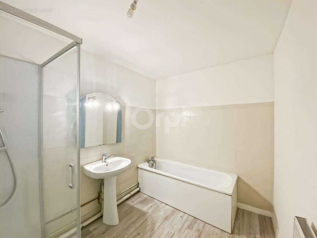 Appartement À Vendre - photo 10