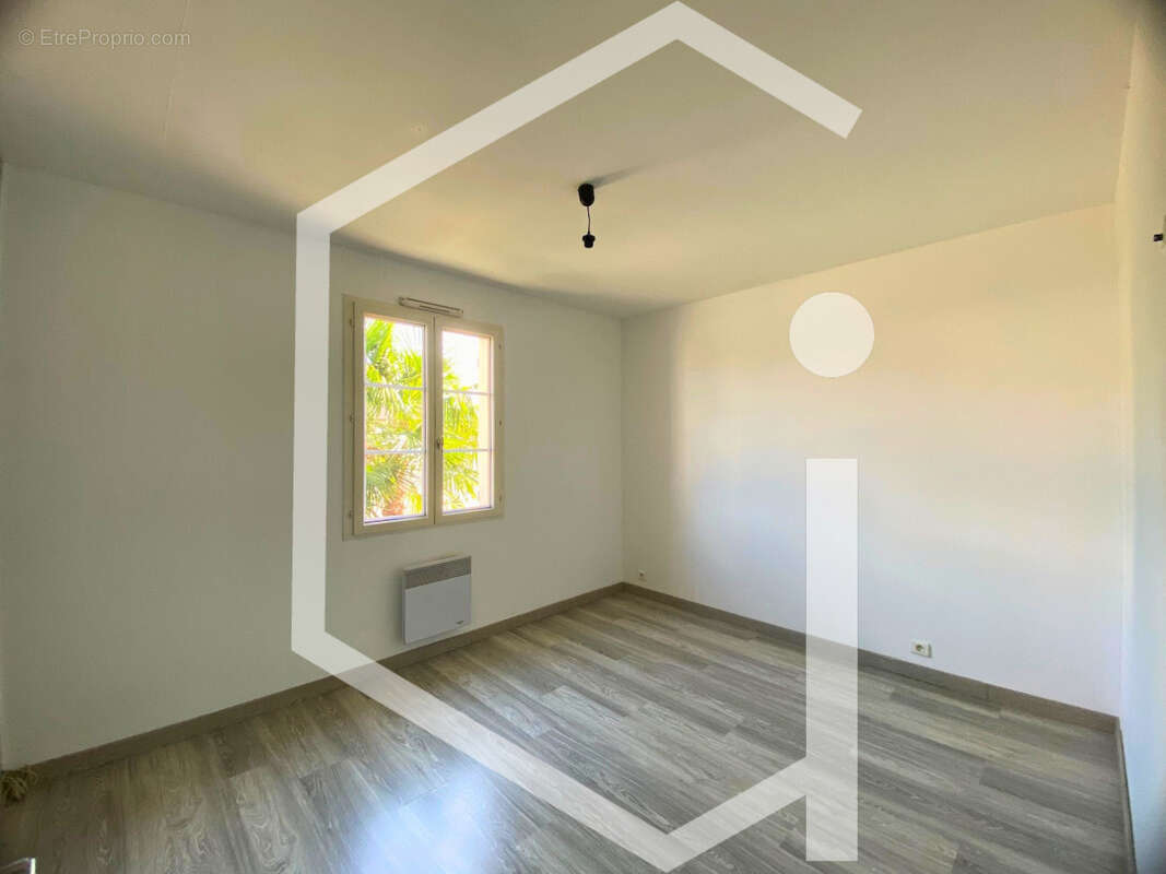 Maison à SURY-PRES-LERE