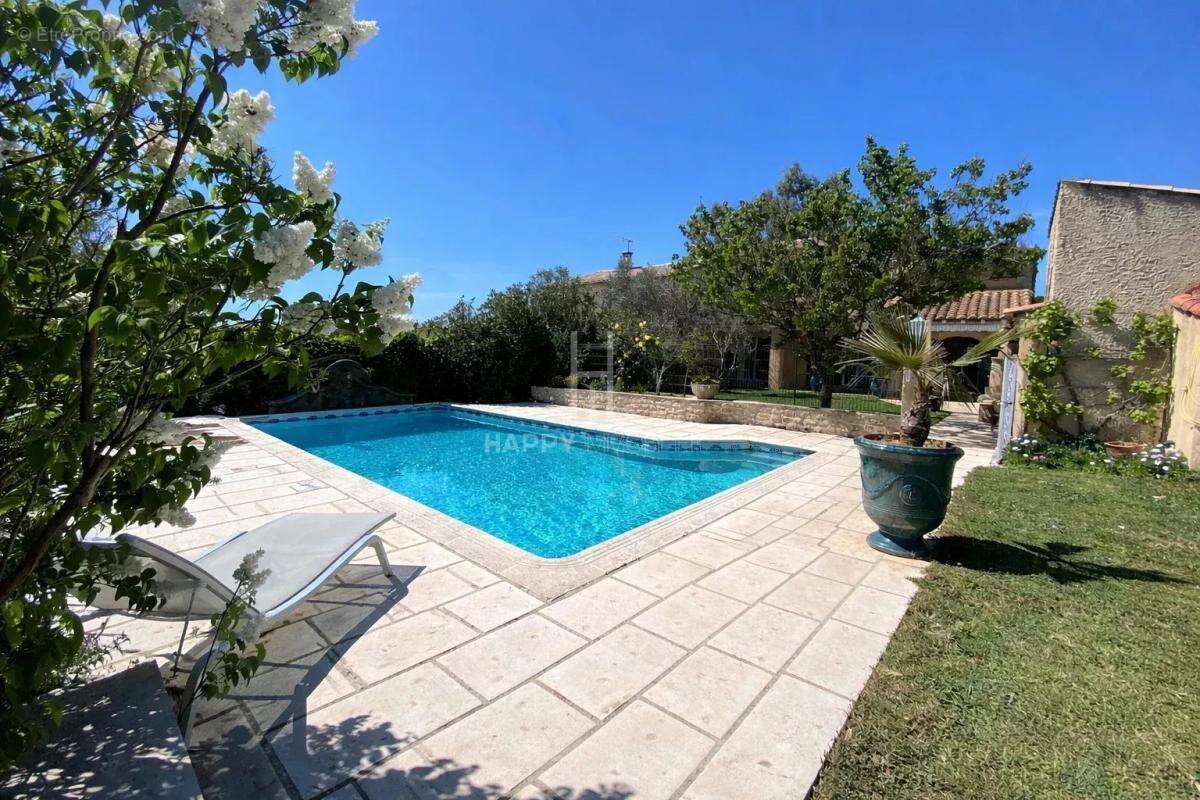 Maison à MAUSSANE-LES-ALPILLES