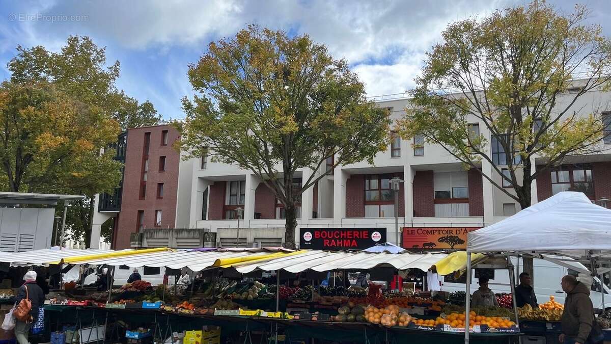 Appartement à COURCOURONNES