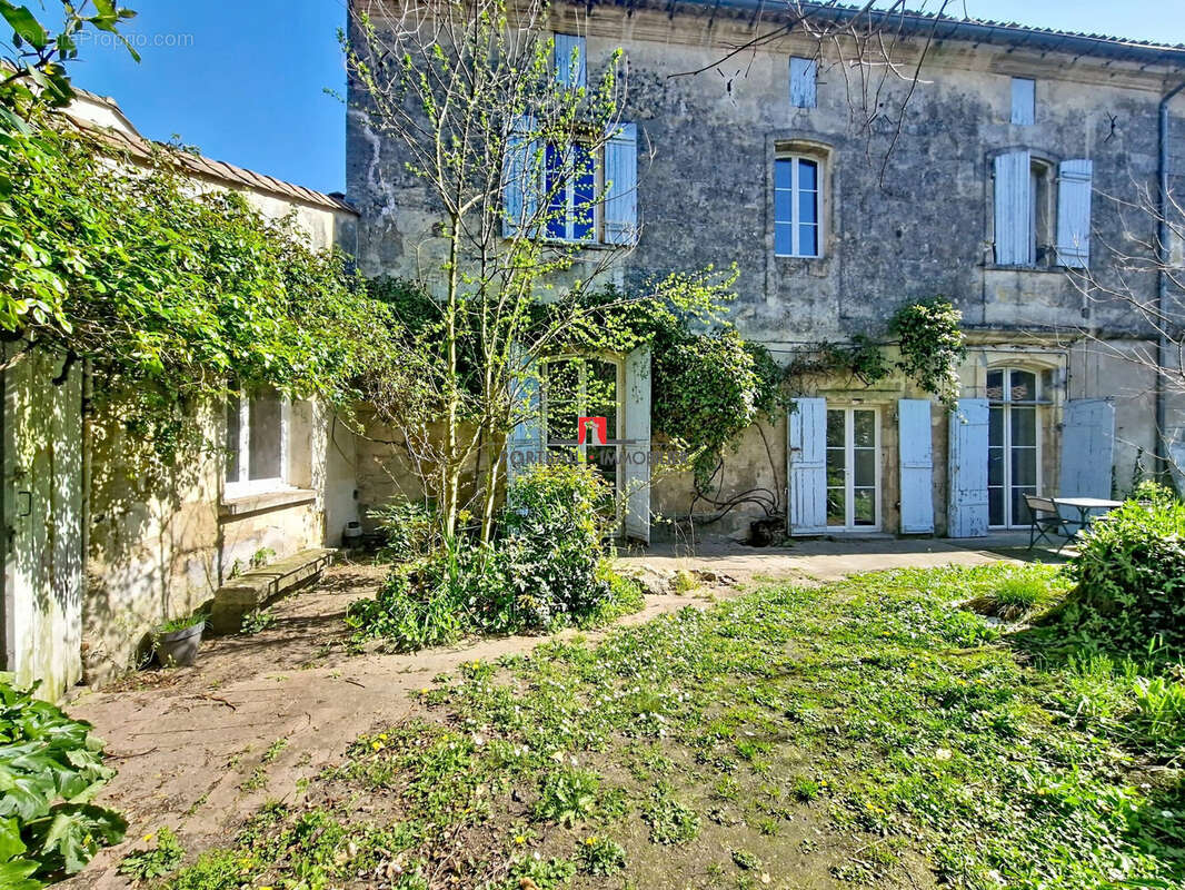 Maison à SAINT-ANDRE-DE-CUBZAC