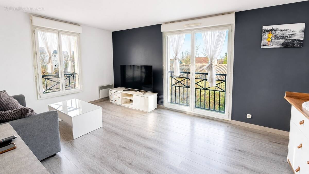 Appartement à CORBEIL-ESSONNES