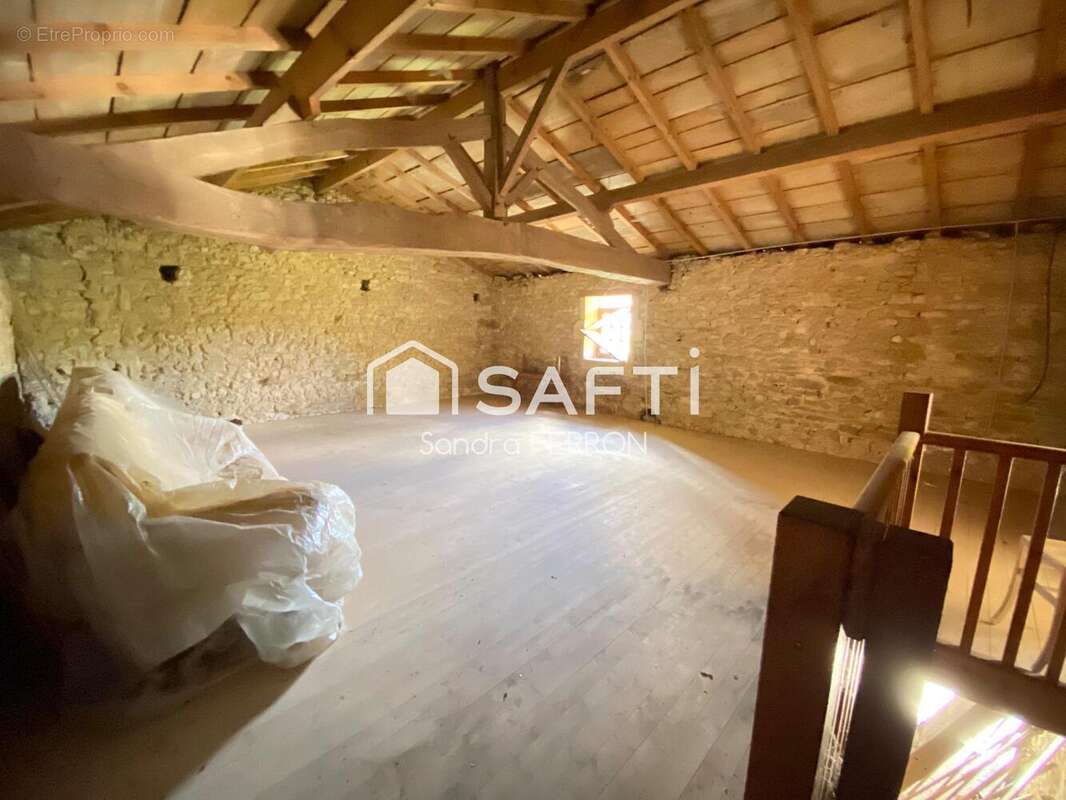 Maison 230 m² à Courant  - photo 6