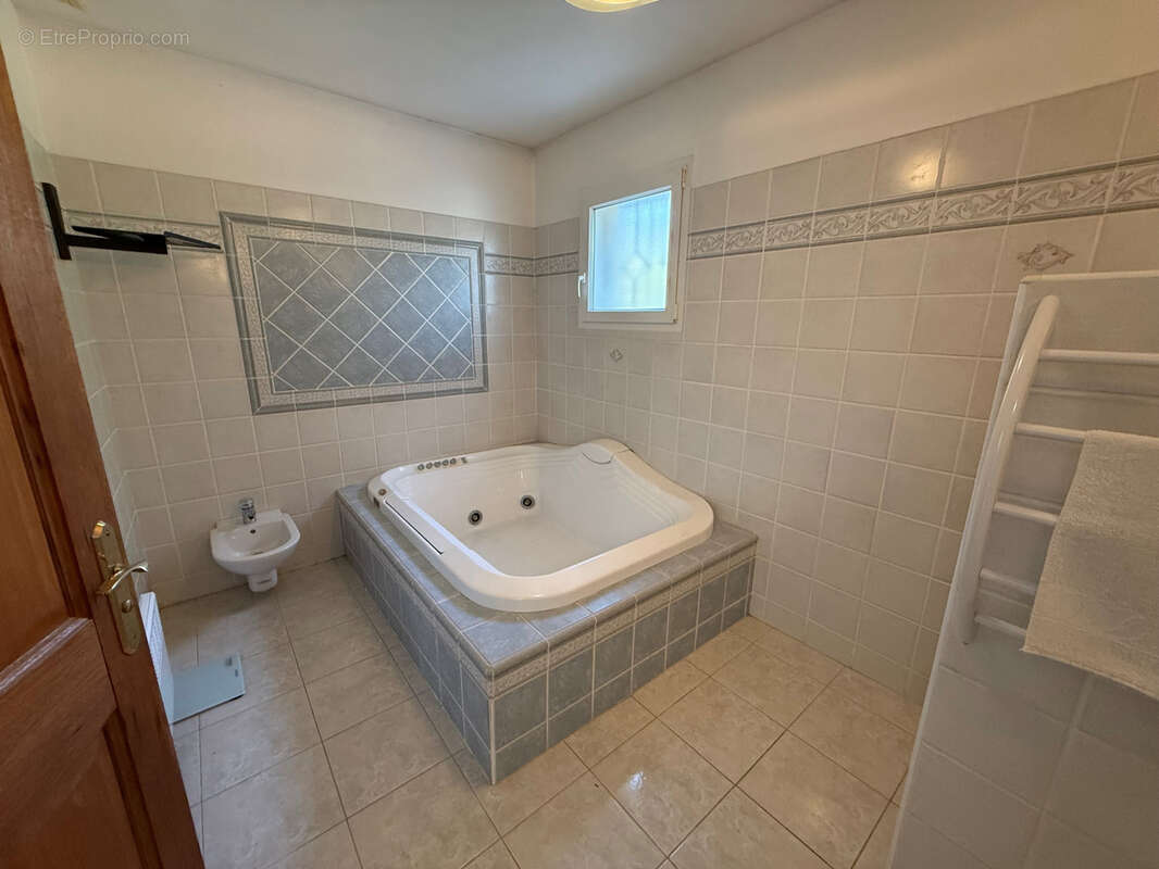 Maison à MARSEILLE-12E