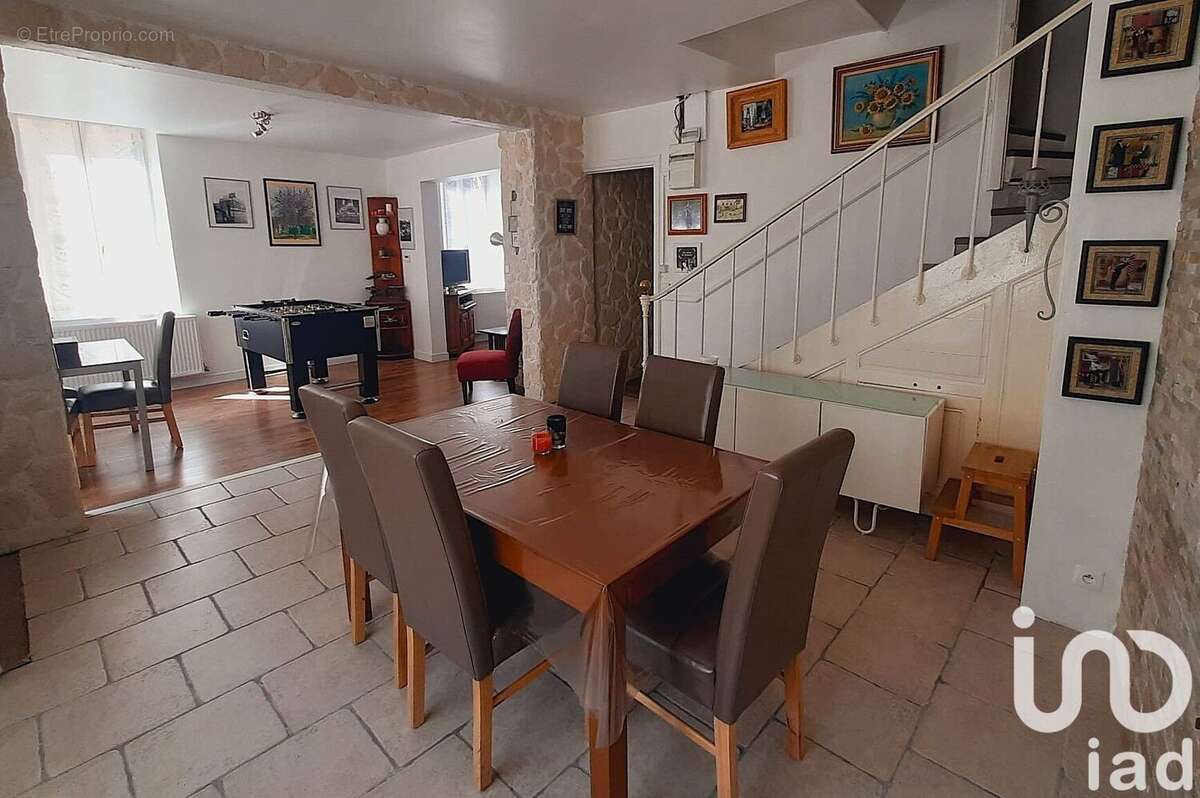 Photo 4 - Maison à ARCES-DILO