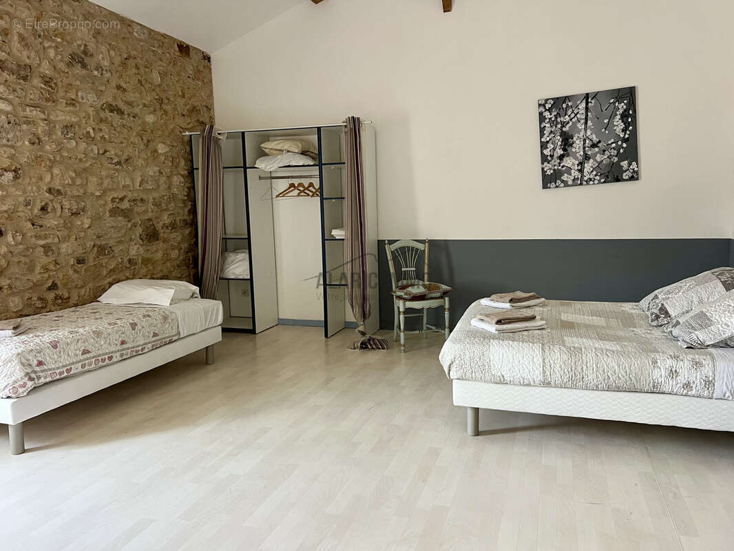 Maison à BOUTENAC