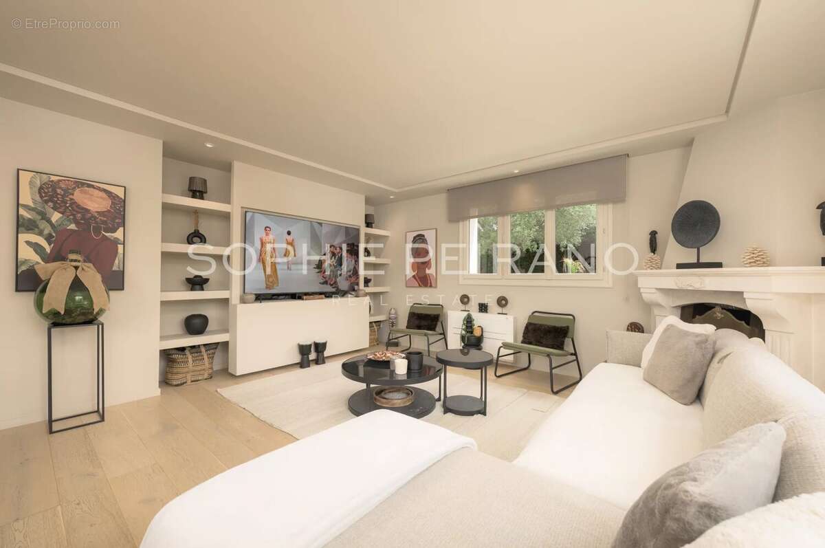 Maison à MOUGINS